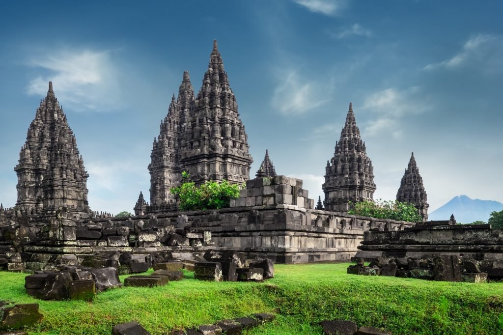 prambanan-lhindu-temple-ruins-java-indonesia-e1608536848612.jpg